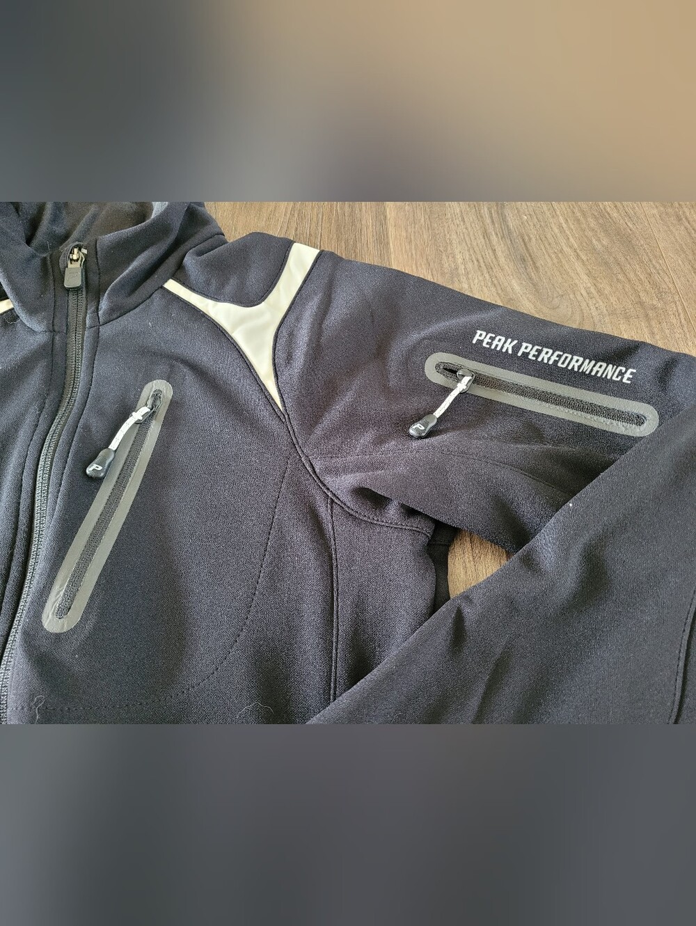 Vintage Peak Performance Jacket - Picture 8 of 10